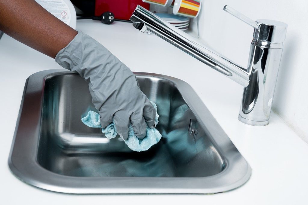 sink-cleaning